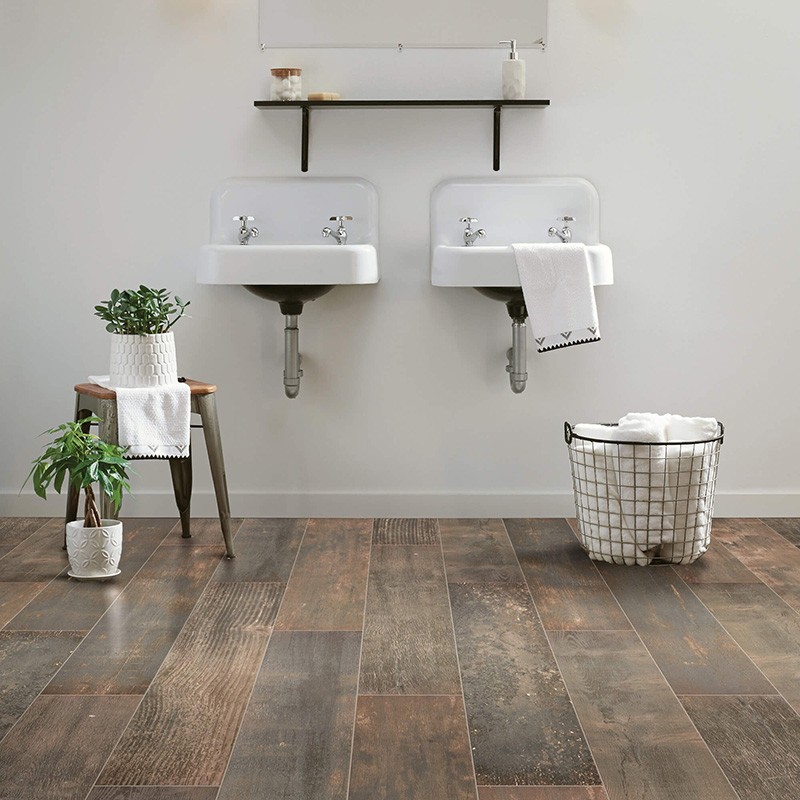 small-bathroom-flooring | Carpetland USA Wisconsin